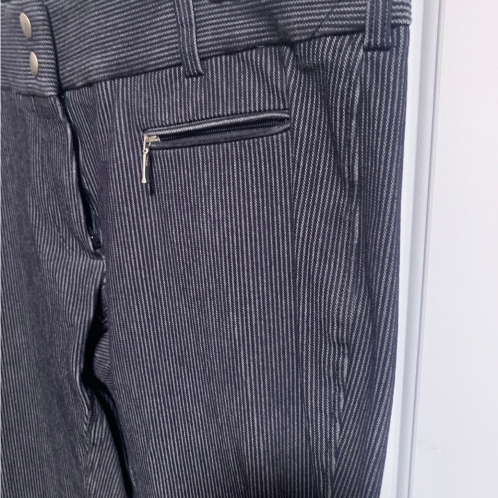 Equestrian breeches - Picture 3 of 4